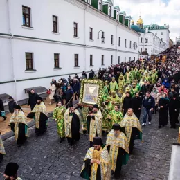 Владика Јоаникије на  прослави Кијевопечерских светих
