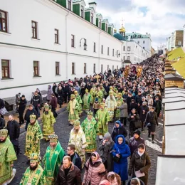 Владика Јоаникије на  прослави Кијевопечерских светих