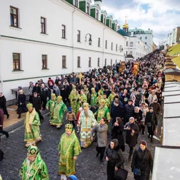 Владика Јоаникије на  прослави Кијевопечерских светих