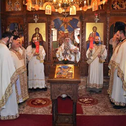 Епископи Јоаникије и Јован богослужили у Острогу у Недјељу о страшном суду