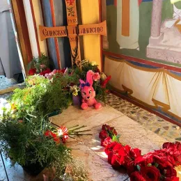 Епископ Јоаникије на сахрани владике Атанасије