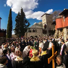 Епископ Јоаникије на сахрани владике Атанасије