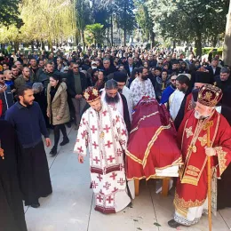 Епископ Јоаникије на сахрани владике Атанасије