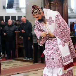 Преосвећени Епископ Методије служио Литургију у никшићкој Саборној цркви