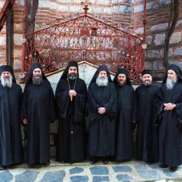 Епископ Методије служио Литургију у манастиру Хиландару