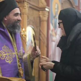 Епископ Методије у Саборном храму у Мојковцу