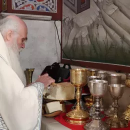 Света архијерејска Литургија и Парастос блаженопочившем Владики Атанасију