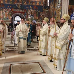 Света архијерејска Литургија и Парастос блаженопочившем Владики Атанасију