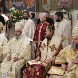 Света архијерејска Литургија и Парастос блаженопочившем Владики Атанасију