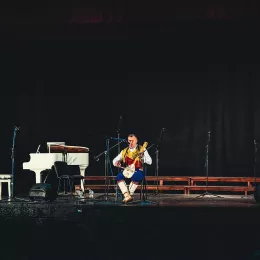 Владика Иларион на добротворној вечери, у Беранама