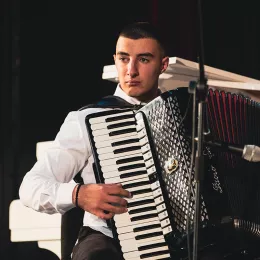 Владика Иларион на добротворној вечери, у Беранама