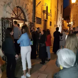 Изложба "Божија књига на 100 језика"