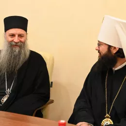 Патријарх српски Порфирије допутовао у Москву