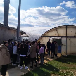 Пластенике аквапоније у Мушовини код Никшића посјетили ученици ССШ из Подгорице