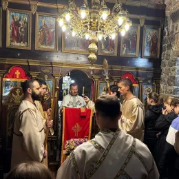 Литургија у цркви Светих Апостола Петра и Павла