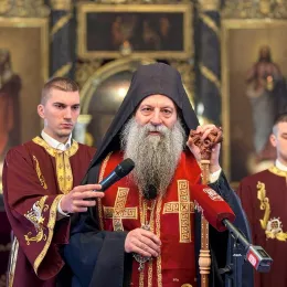 Патријарх Порфирије служиo помен пострадалима у Мартовог погрому 2004.