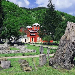 Саборна архијерејска Литургија у Пећкој Патријаршији