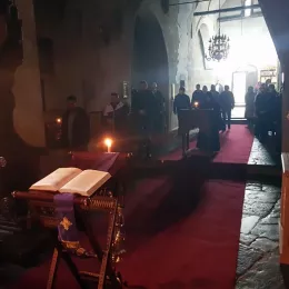 Царски часови служени у Ђурђевим Ступовима