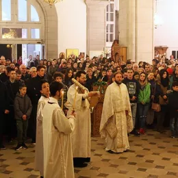 Васкршња поноћна Литургија у никшићком Саборном храму