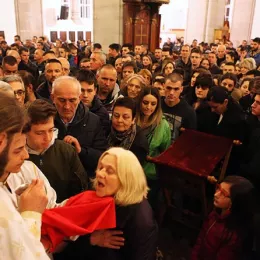 Васкршња поноћна Литургија у никшићком Саборном храму