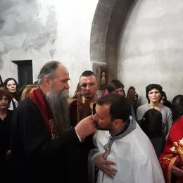 Света Тајна Јелеосвећења служена у Ђурђевим Ступовима