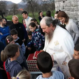Васкршње вечерње у селу Лужац