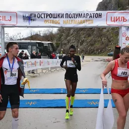Одражан Други међународни острошки полумаратон