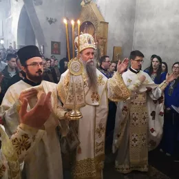 Васкрсење Господње прослављено у манастиру Ђурђеви Ступови