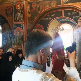 Епископ Јоаникије: Ми не можемо да одступимо од своје вјере, својих светаца и својих светиња