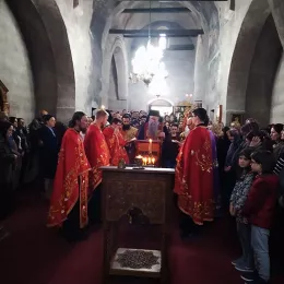 Епископ Јоаникије служио Јелеосвећење у манастиру Ђурђеви Ступови