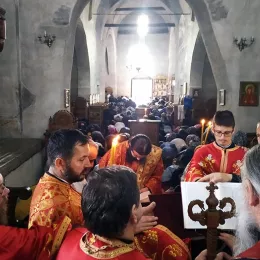 Епископ Јоаникије служио Јелеосвећење у манастиру Ђурђеви Ступови