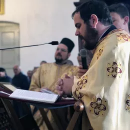 Света тајна јелеосвећења служена у Никшићу