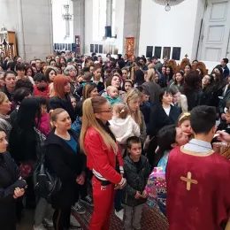 Цвијети прослављене у Никшићу