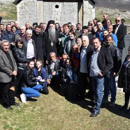 Епископ Јоаникије посјетио храм Светог Георгија у Дубровском