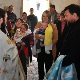 Епископ Јоаникије посјетио храм Светог Георгија у Дубровском