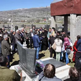 Епископ Јоаникије посјетио храм Светог Георгија у Дубровском