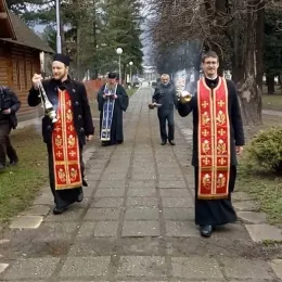 Молитвеа литија у Беранама