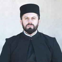 Вјерницима на Васкрс није дозвољено ни свијеће да запале