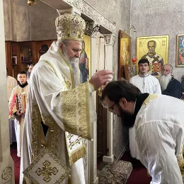 Рукоположење у манастиру Ђурђеви Ступови