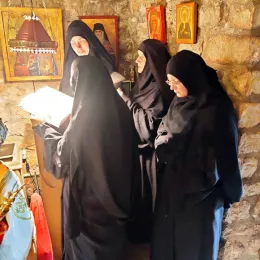 Манастир Бешка прославио храмовну славу, богослужио владика Јоаникије