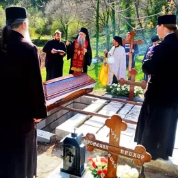 Владика Јоаникије: Отац Исак, тихи монах и свештенослужитељ Христов