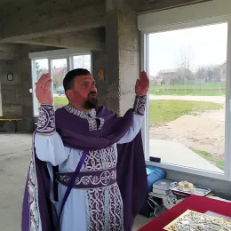 Литургија на крстопоклону недјељу у Кличеву