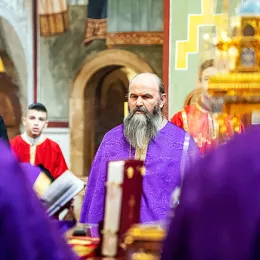 Владика Јоаникије: Не можемо духовно напредовати, ако се не покајемо