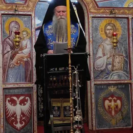 Владика Јоаникије служио Прво бденије у манастиру на Немањином граду