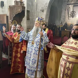 Владика Јоаникије служио у Ђурђевим Ступовима