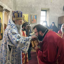 Владика Јоаникије служио у Ђурђевим Ступовима