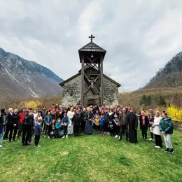 Епископ Методије на Лазареву суботу служио Литургију у манастиру Добриловина