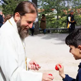 Васкрс свечано прослављен у никшићком Саборном храму