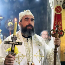 Света Архијерејска Литургија на Васкрсни понедјељак у Ђурђевим Ступовима