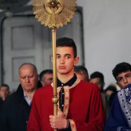 У Саборном храму у Никшићу на Велики петак служена вечерња служба са изношењем Плаштанице